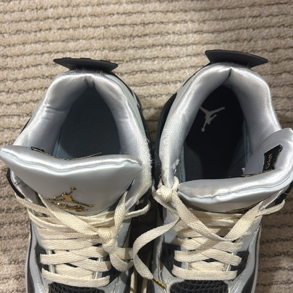 Boys Jordan shoes - Picture 6 of 6